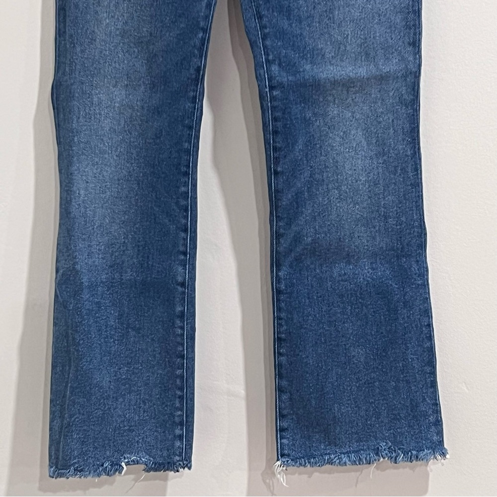 EUC Madewell Cali Demi-Boot Raw Hem Jeans in Fleetwood Wash - Picture 4 of 10